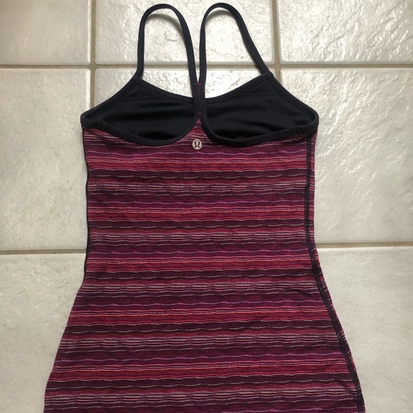 Lululemon Power Y Tank Size 2 - Picture 2 of 4